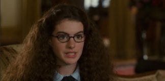 From Geek to Chic: Anne Hathaway’s Glasses in “The Princess Diaries”