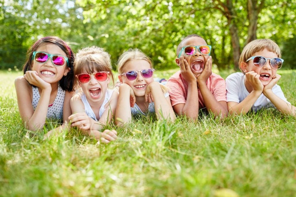 group-of-kids-with-sunglasses