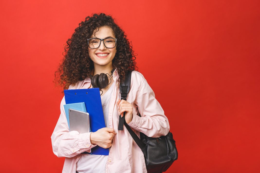 Back-to-School Fashion: What to Wear for Fall Semester 2024